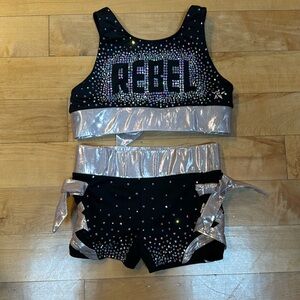 YM rebel outfit